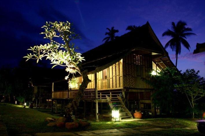 Terrapuri Heritage Village, Penarik Kampung Penarik Extérieur photo